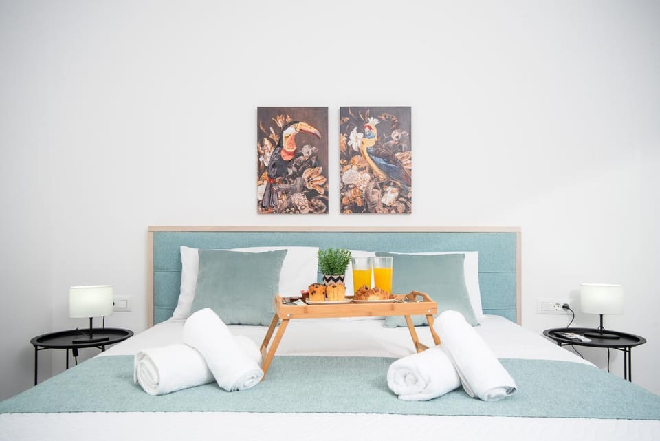 Bed, Bedroom