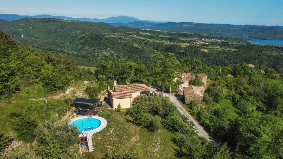 Casa Antonija in Sovinjska Brda - Haus für 2 Personen House in Istria County