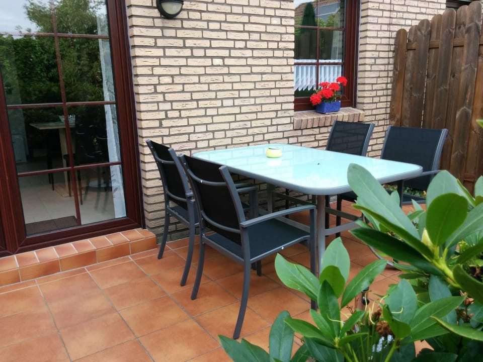 NEU Ferienwohnung Stürenburg No 3 Apartment in Norden