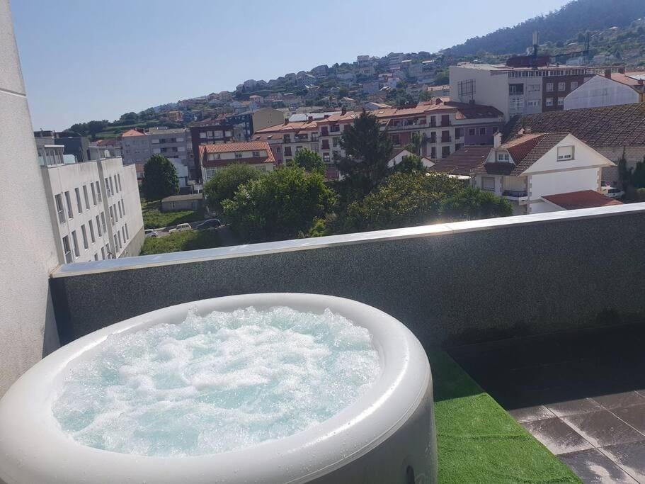 Hot Tub, Balcony/Terrace