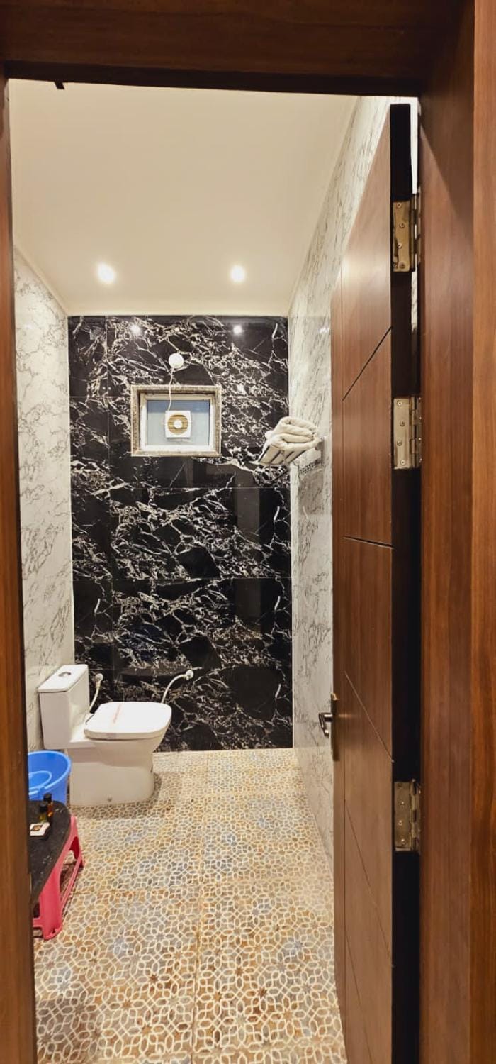 Toilet, Bathroom