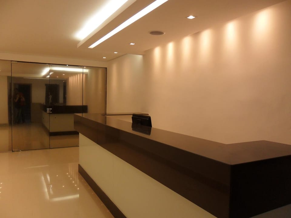 Decorative detail, Area and facilities