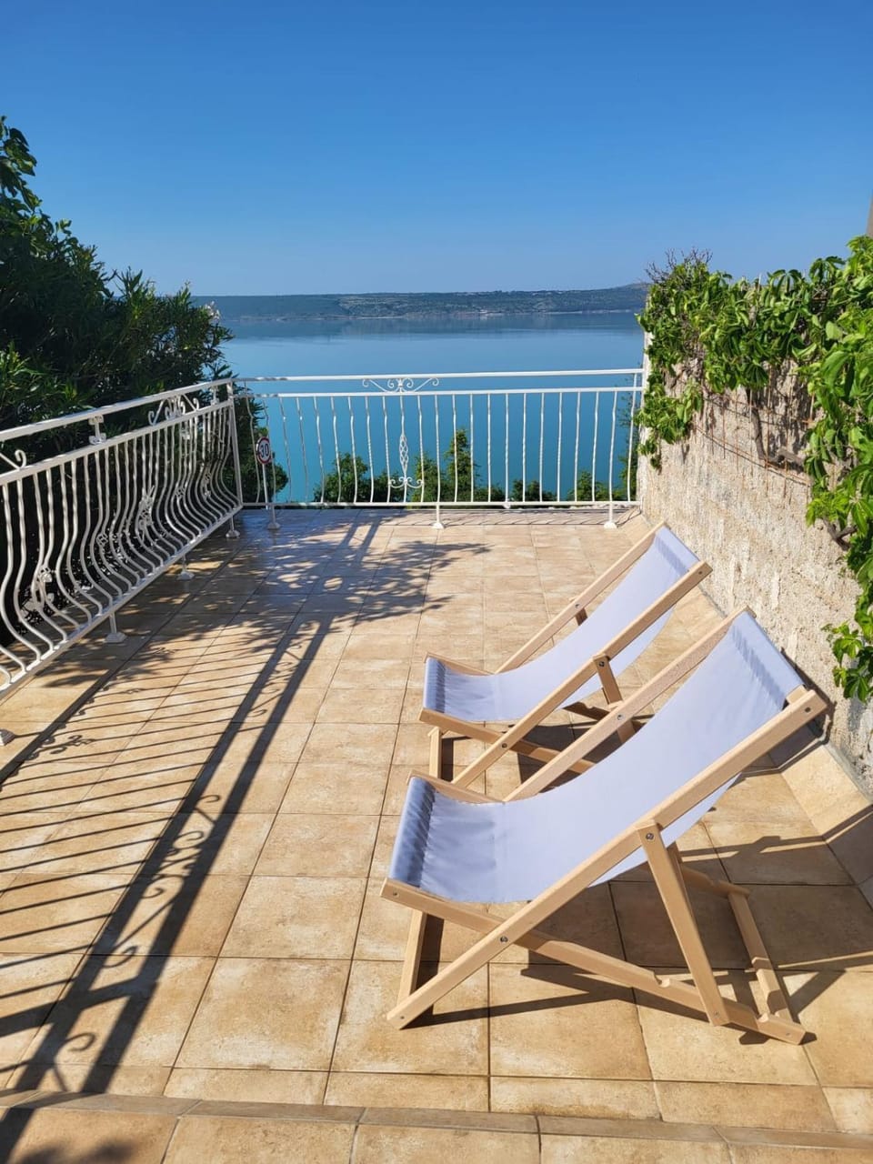Patio, View (from property/room), Balcony/Terrace, Beach, Sea view, sunbed