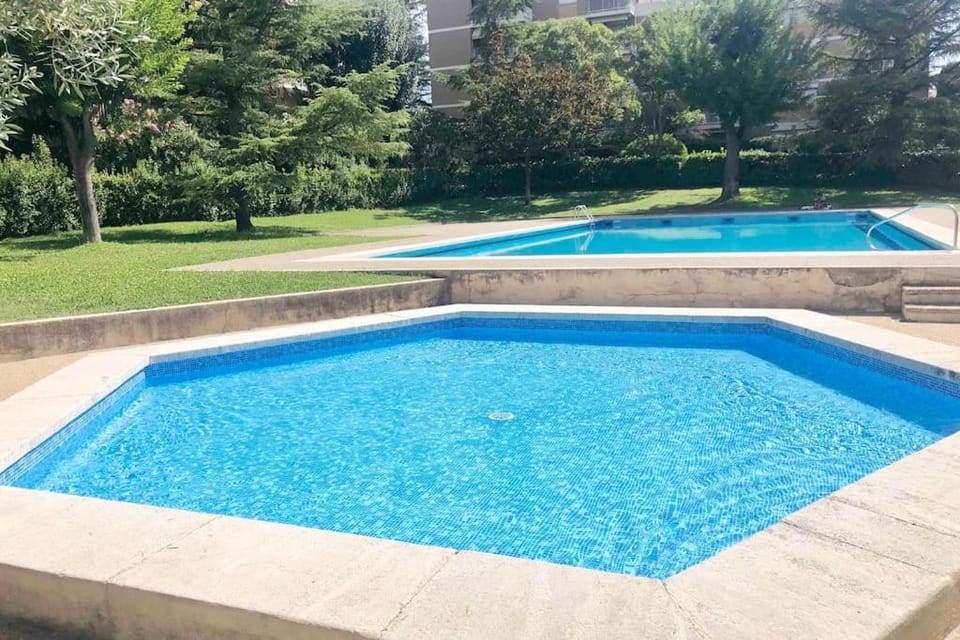 Magnifique T3 rénové, 15min à pied CV, pkg privé Apartment in Aix-en-Provence