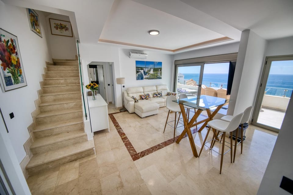 Penthouse Carabela Seaviews Apartment in Benalmadena