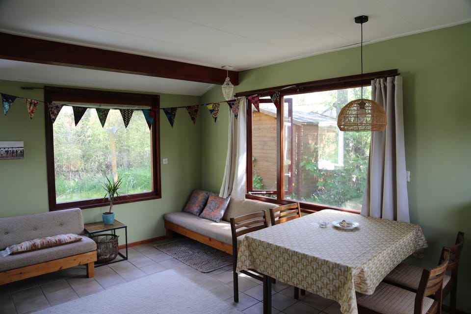 Living room, Photo of the whole room