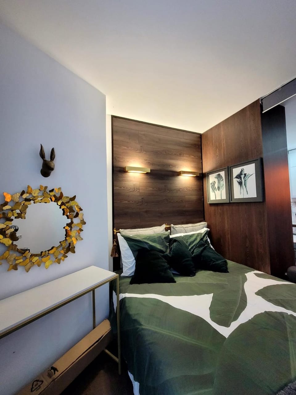 Bat Towers green Apartment in Batumi