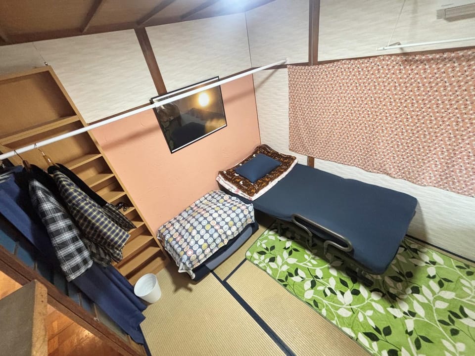 Guest House Tokiwa Bed and Breakfast in Shizuoka Prefecture