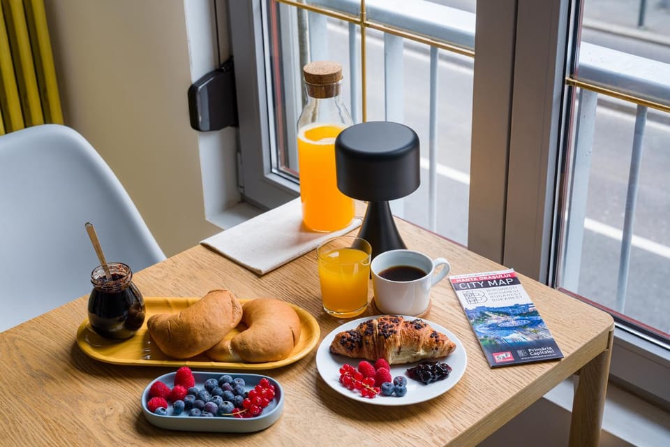 Victoriei Old Town Studio - Self Check-in Apartment in Bucharest