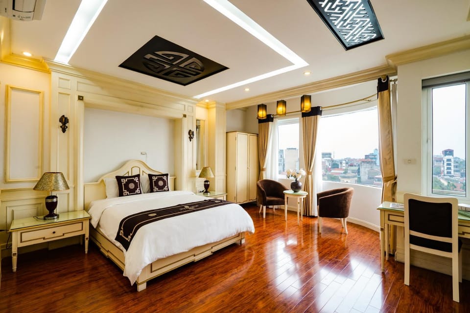 Bed, Living room, Photo of the whole room, Seating area, Bedroom, air conditioner