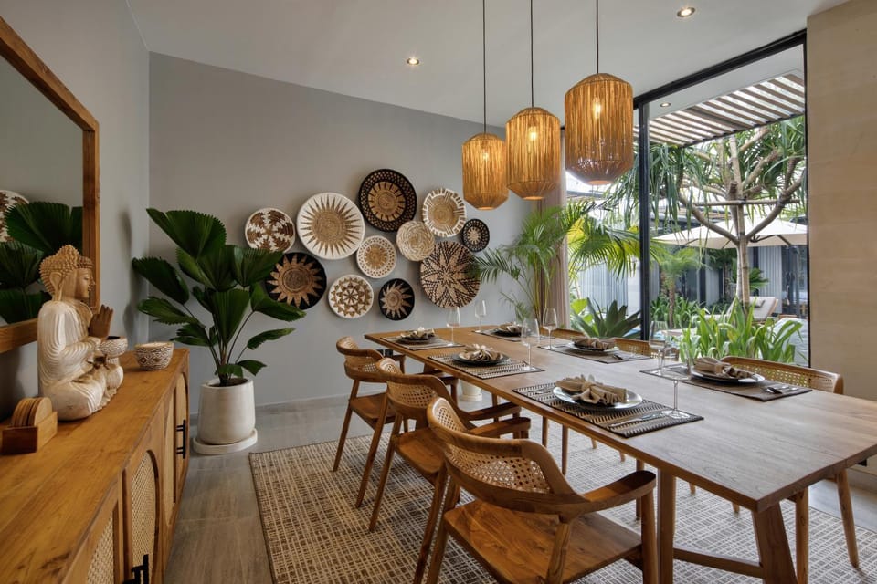 Living room, Food and drinks, Decorative detail, Seating area, Dining area, Food