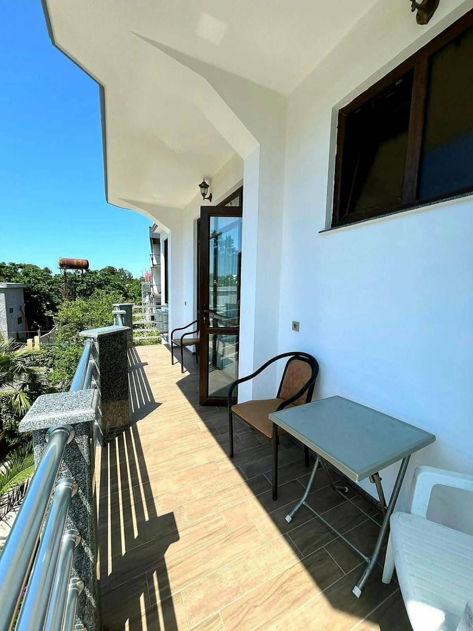 Day, Balcony/Terrace, Seating area, Dining area