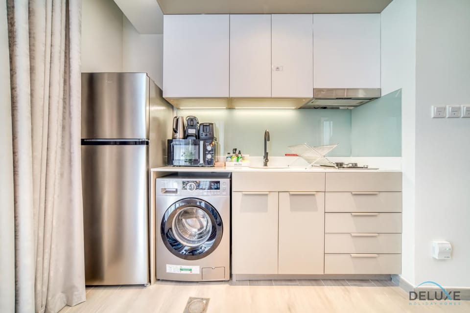 Kitchen or kitchenette, minibar, pet friendly, stove, washing machine