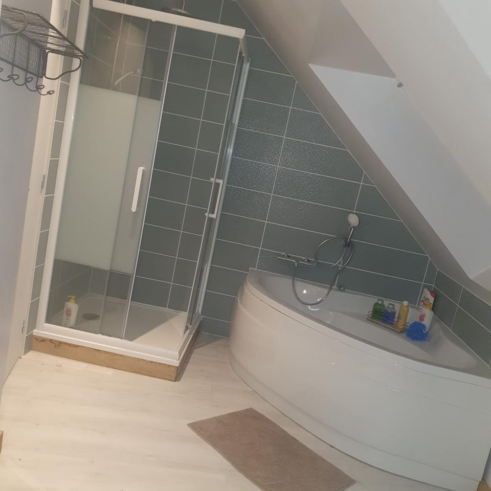 Chambre dans maison proche 24h du mans Vacation rental in Centre-Val de Loire