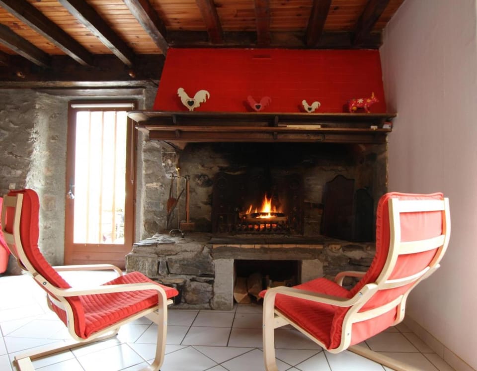 Le lheze House in Nouvelle-Aquitaine