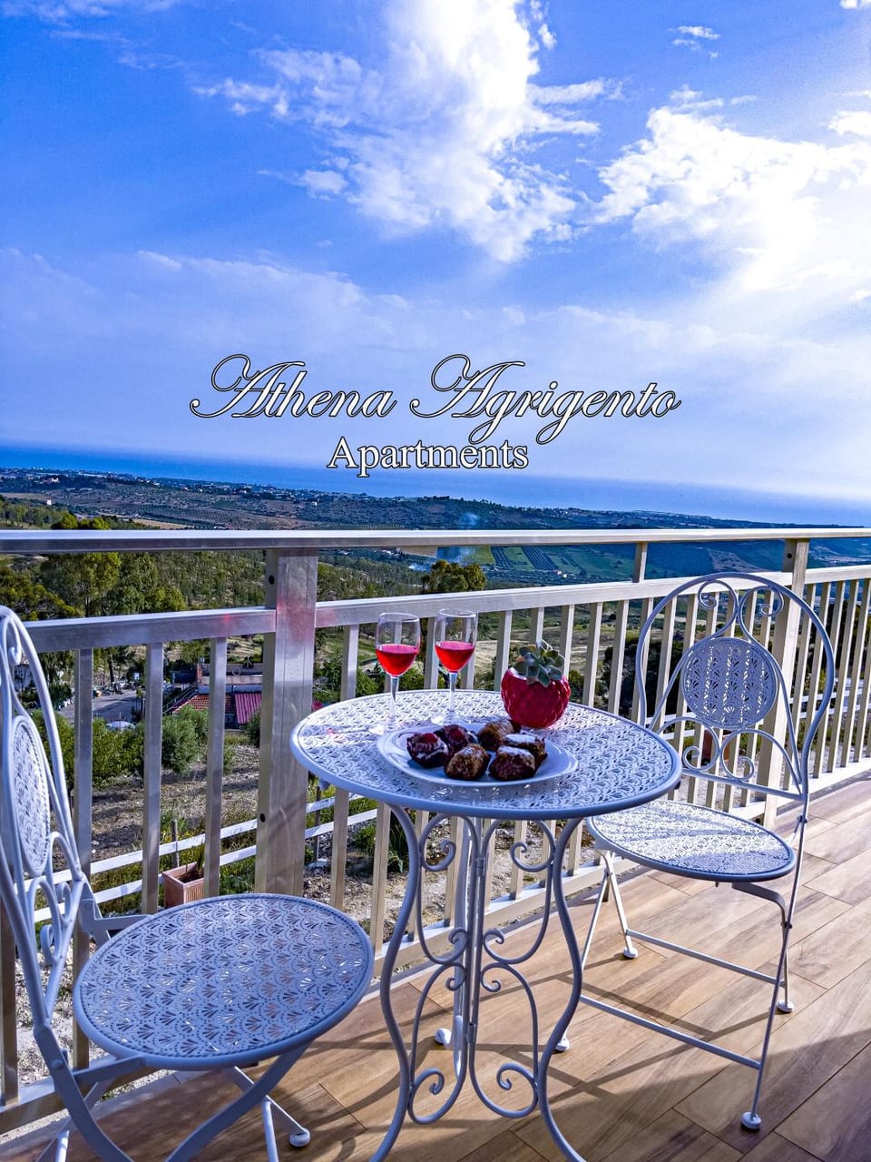 Day, Natural landscape, Coffee/tea facilities, View (from property/room), Balcony/Terrace, Dining area, Landmark view, Sea view
