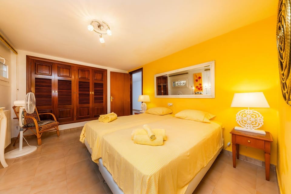 Living room, Bedroom