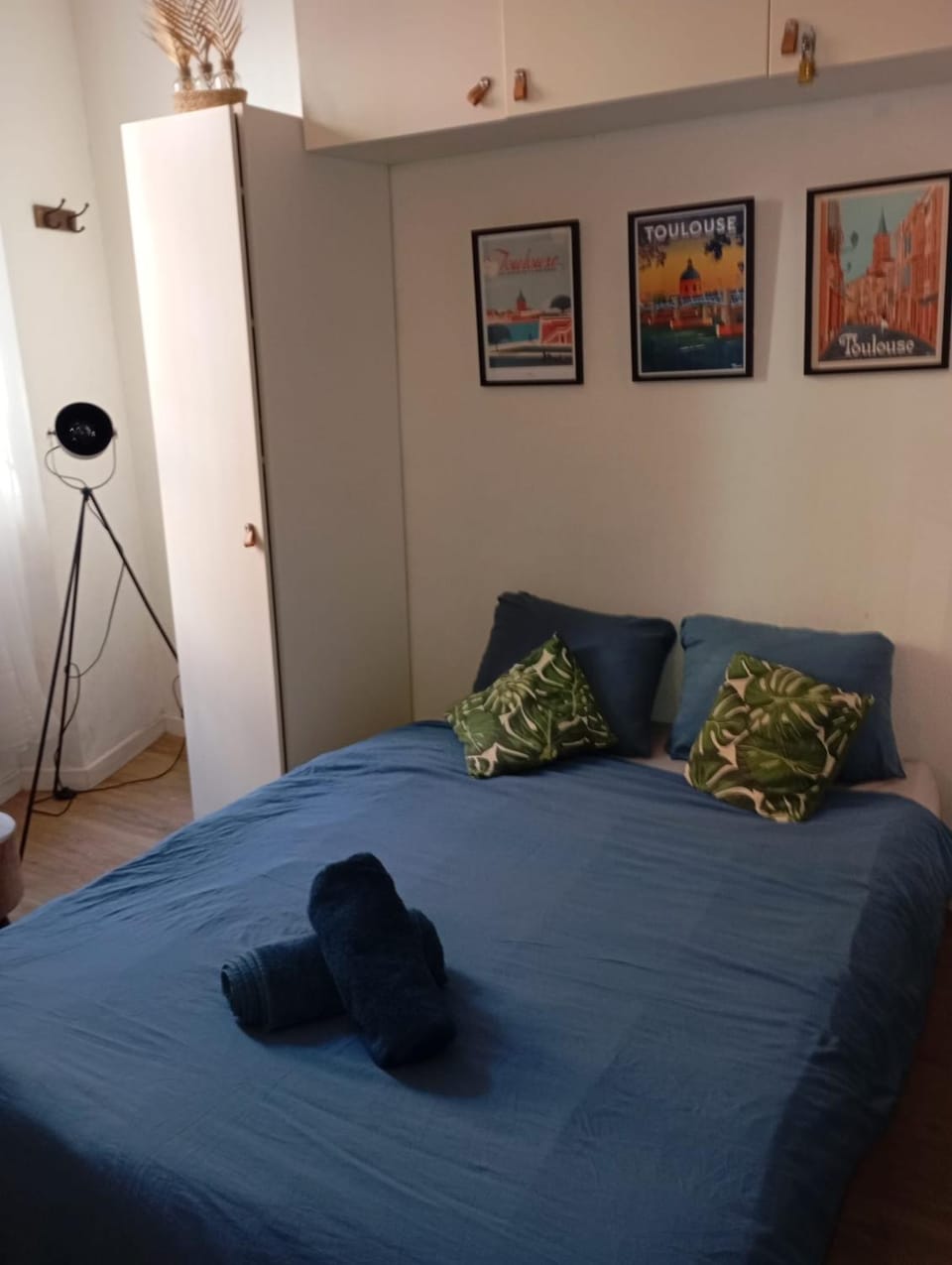 Le Cocon Valade- Quai de Garonne - Wifi - Bureau Apartment in Toulouse