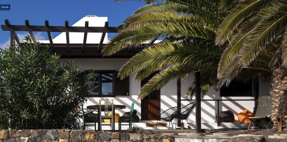 Property building, Day, Garden, Balcony/Terrace, Garden view, Area and facilities