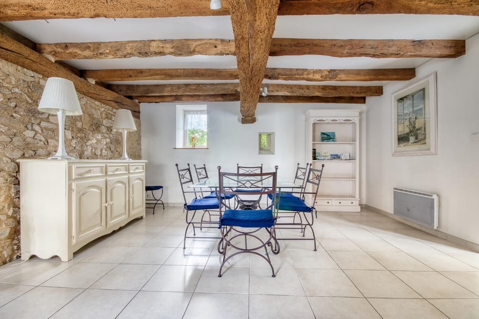 Dining area, Lunch