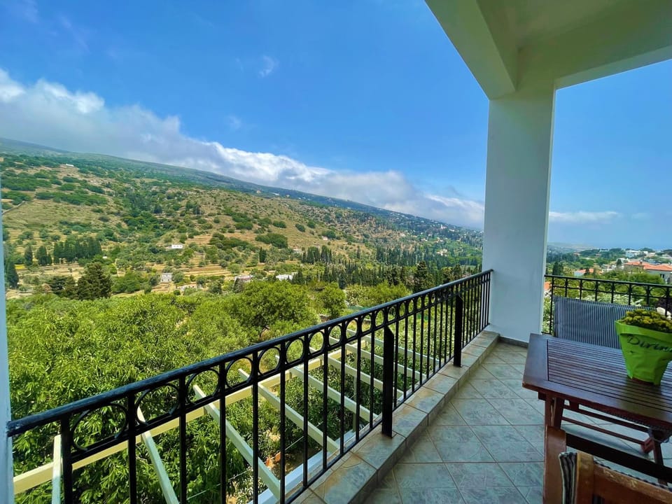 Natural landscape, View (from property/room), Balcony/Terrace, Mountain view