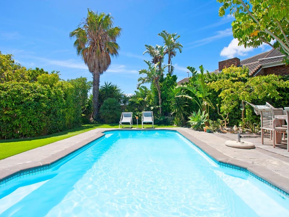 Swimming pool, Swimming pool