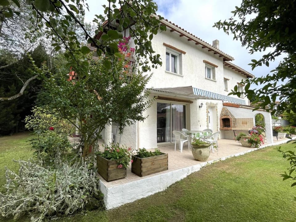 Baserian House in French Basque Country