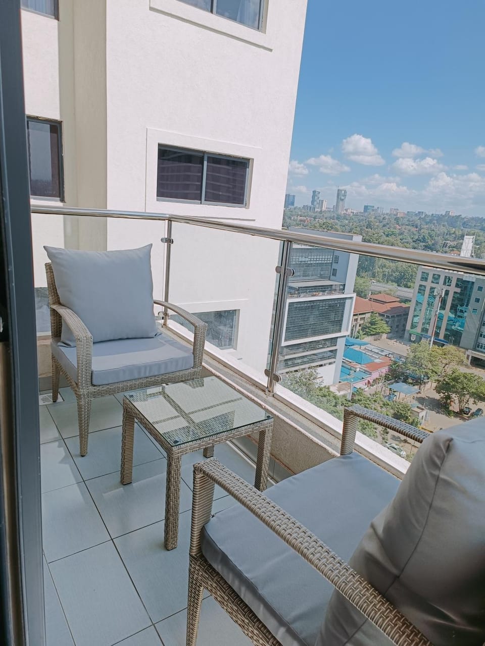 Property building, View (from property/room), Balcony/Terrace, Seating area, City view