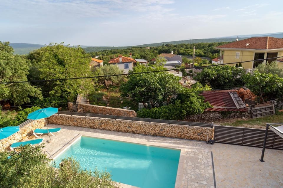 Villa ANNA-LENA with pool close to sandy beach Villa in Primorje-Gorski Kotar County