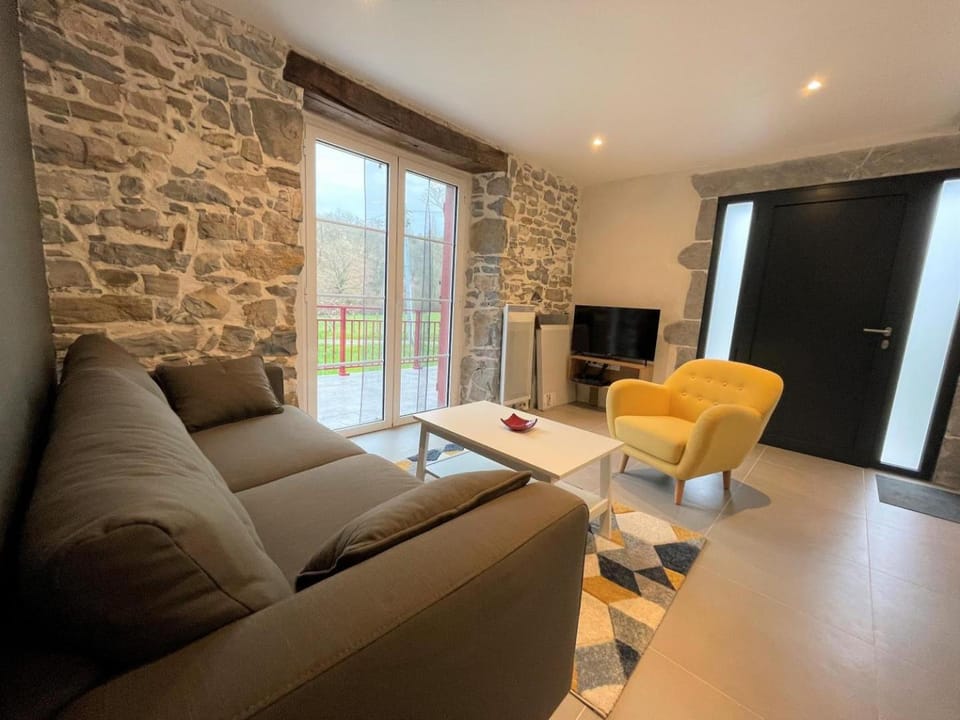 Elizetxekoborda House in French Basque Country