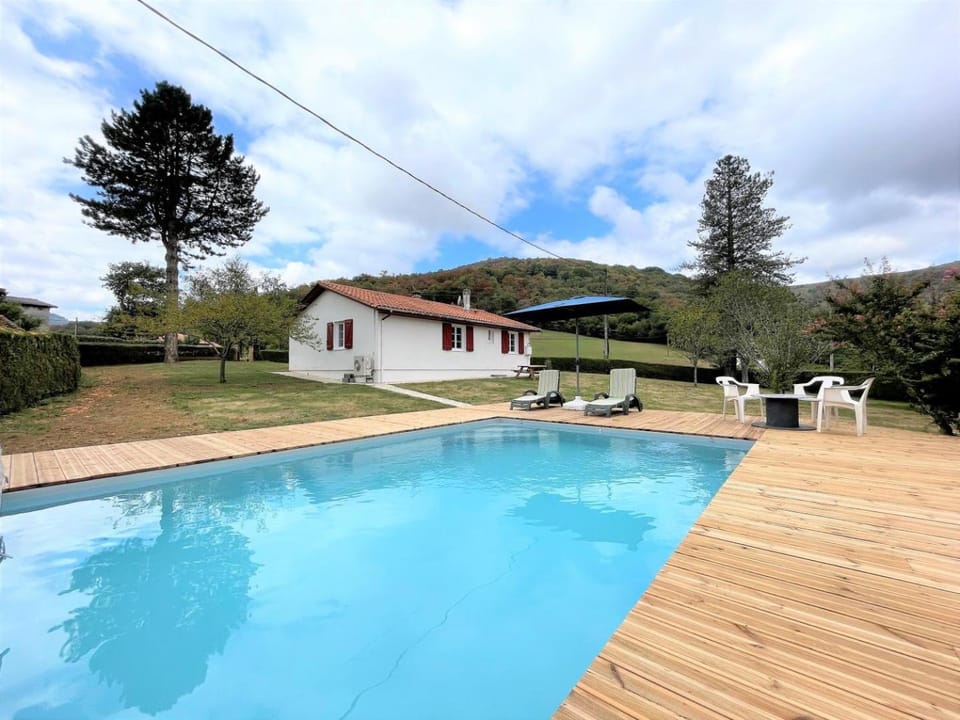 Gure doya House in French Basque Country