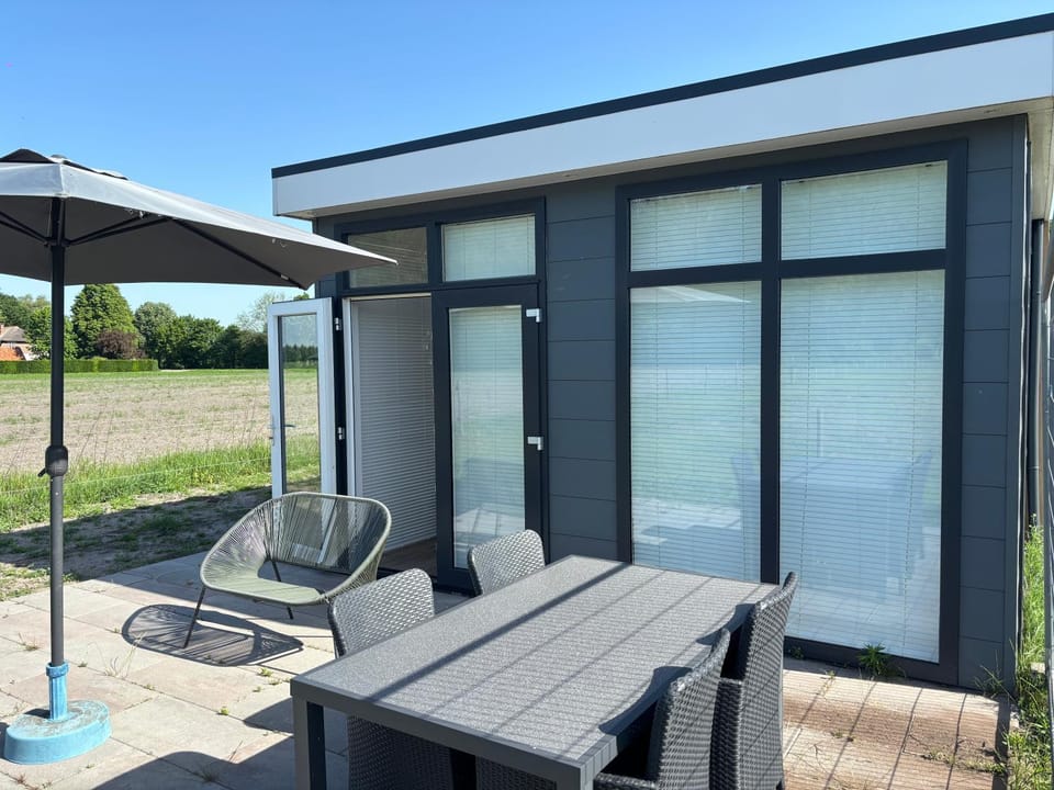 Property building, Balcony/Terrace