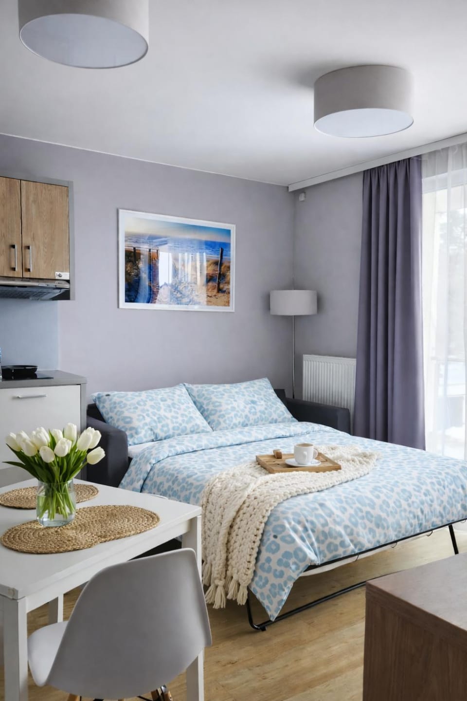Bed, TV and multimedia, Kitchen or kitchenette, Living room, Photo of the whole room, Seating area