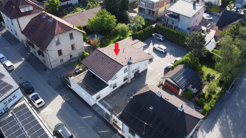 Property building, Neighbourhood, Bird's eye view, Street view, Parking