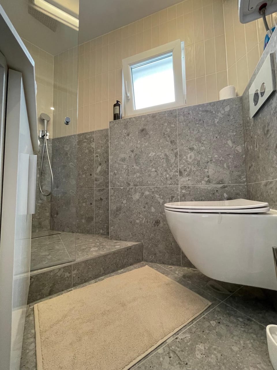 Shower, Toilet, Bathroom