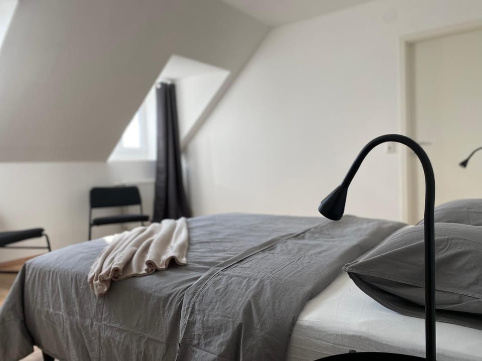 Bed, Photo of the whole room, Bedroom