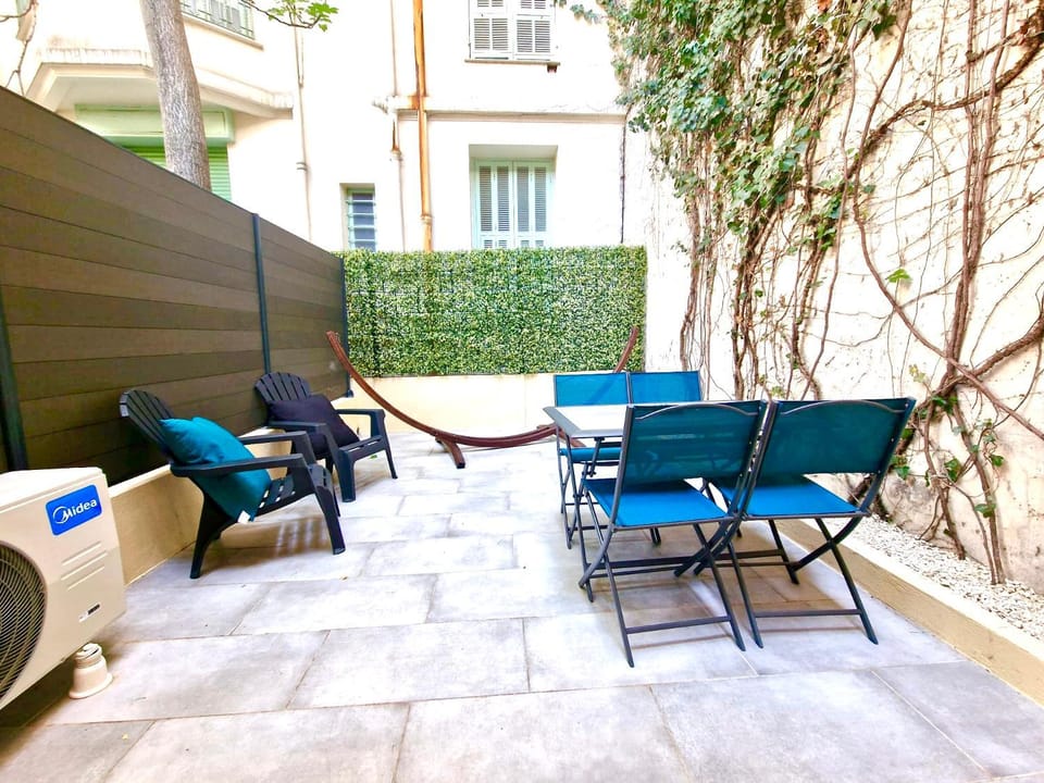 Patio, Balcony/Terrace, Balcony/Terrace