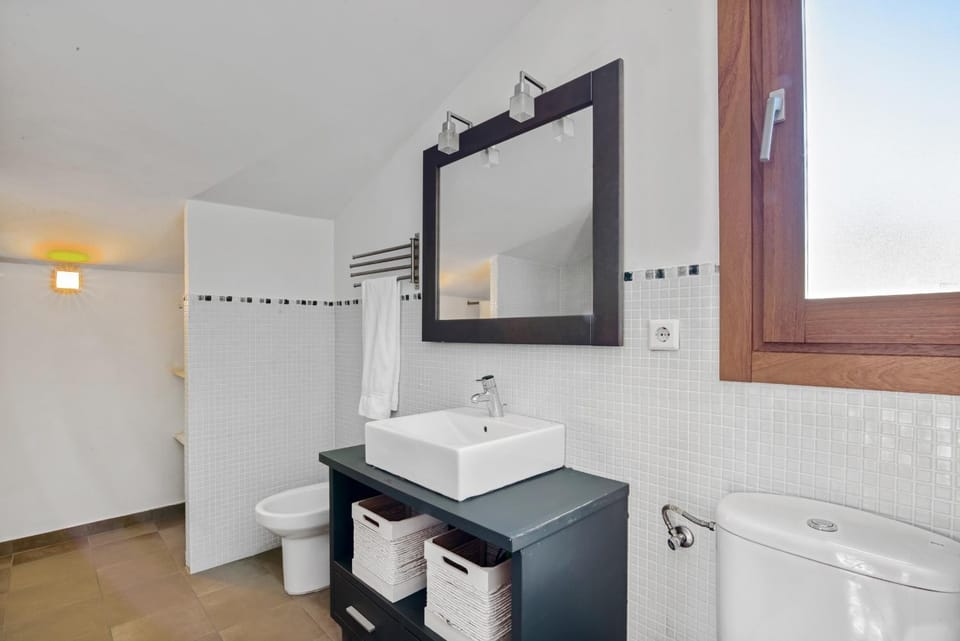 Bathroom, Living room