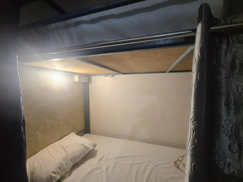 bunk bed