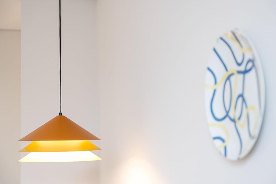 GuestReady - Quental Wallpaper near Marquês Square Apartment in Porto