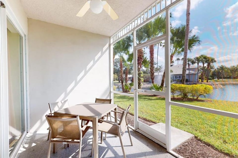 Fountain Views #212 House in Lely Resort