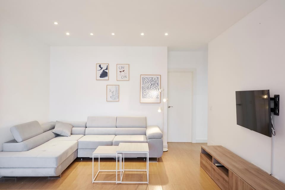 TV and multimedia, Living room, Seating area