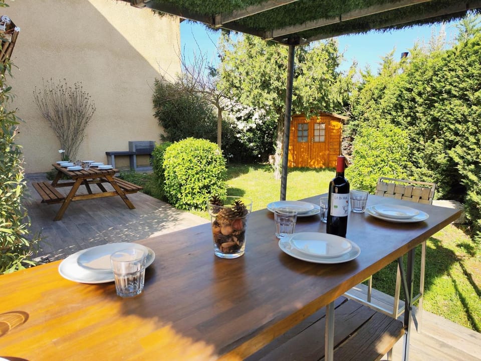 Garden, Garden, Balcony/Terrace, Lounge or bar