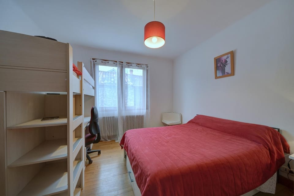 Property building, Living room, Bedroom