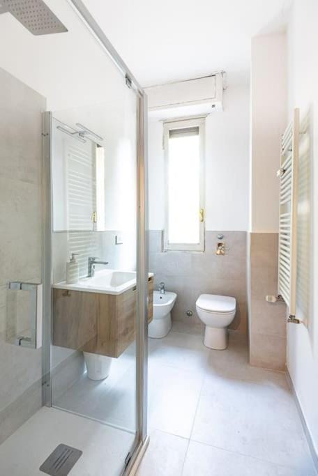 Modern new apartment near Corso Sempione Apartment in Milan