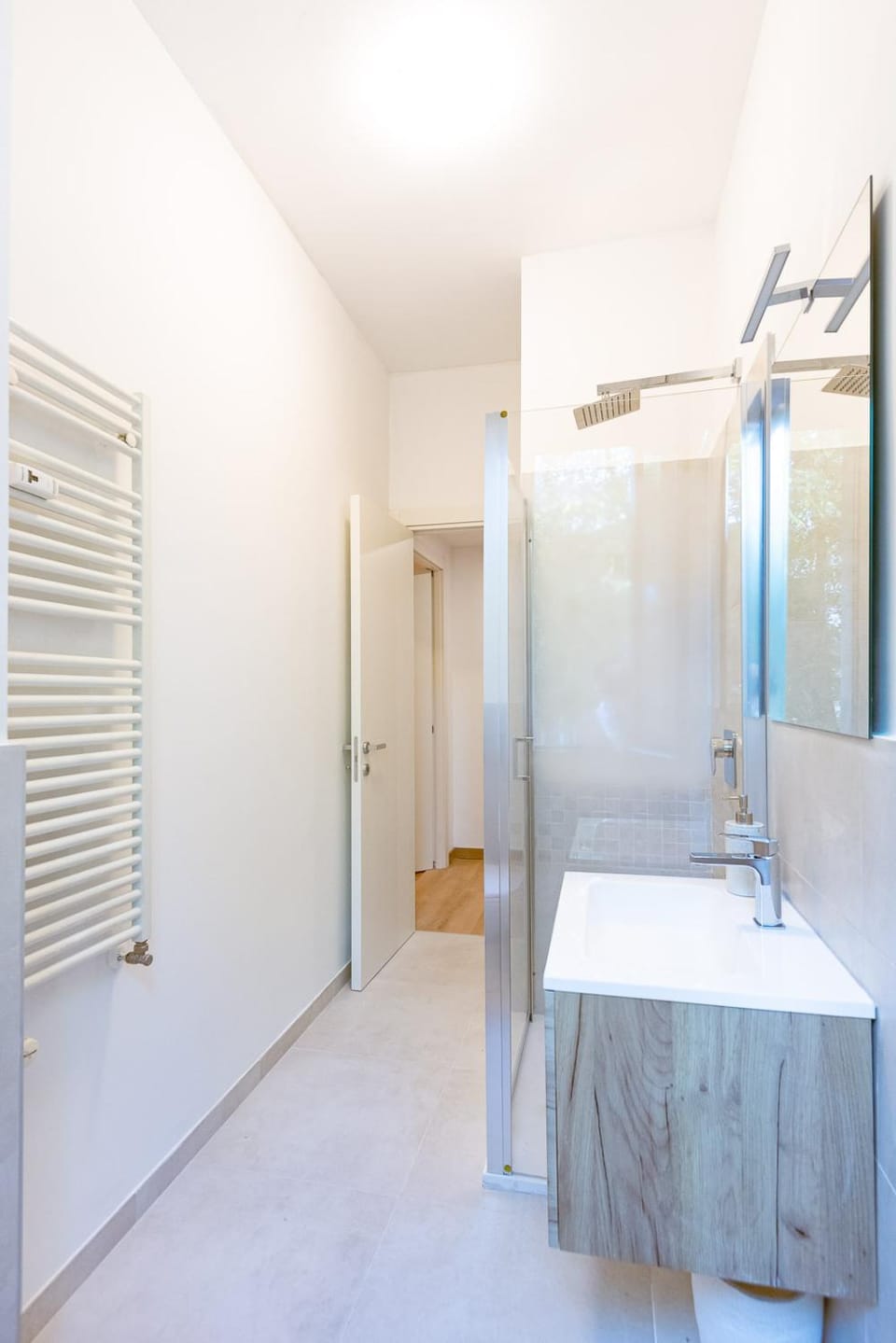Modern new apartment near Corso Sempione Apartment in Milan