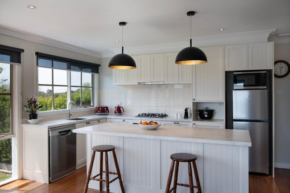 Churchills - outstanding views over Daylesford House in Daylesford