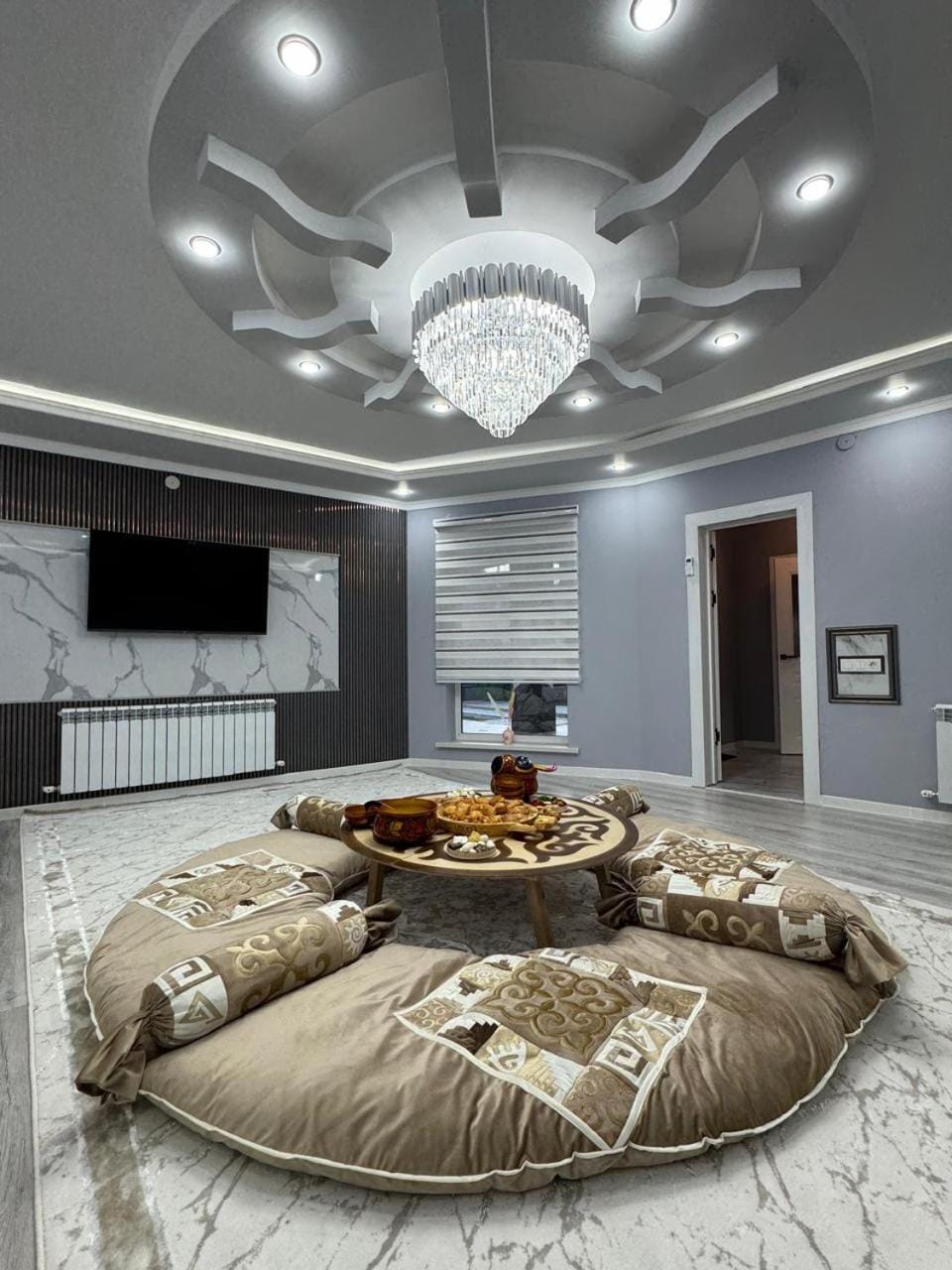 Qonaq House недалеко от мавзолея Ясави Apartment in Kazakhstan