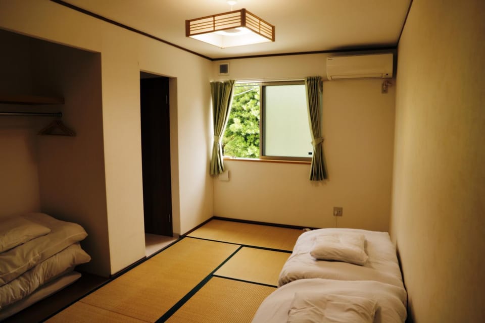 THE PARK VIEW HOUSE TENNOJI 110m2 free wifi 5mins from station private house 4room 4bath Apartment in Osaka