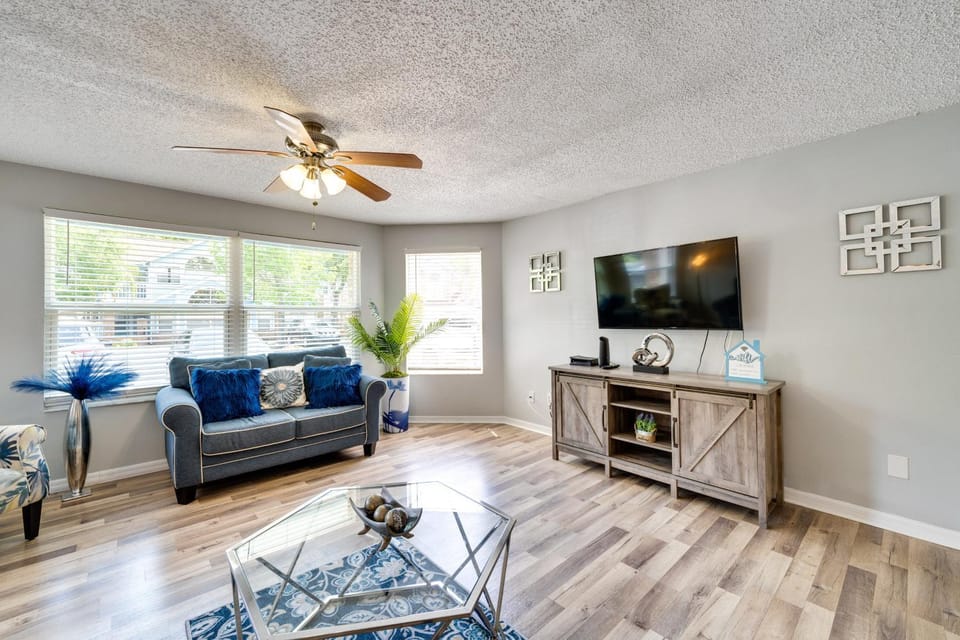 Kissimmee Vacation Rental - 5 Mi to Disney World! House in Osceola County